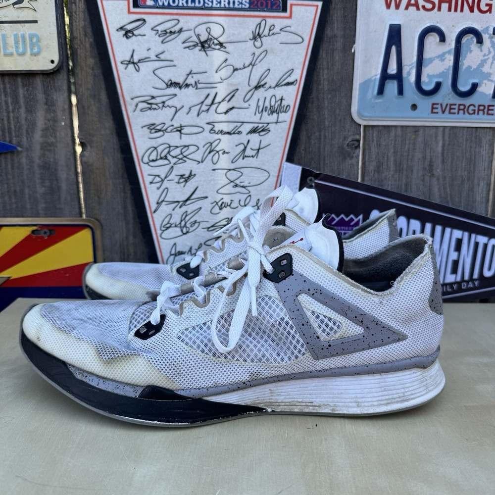 Nike White and Gray Men's Athletic Shoes